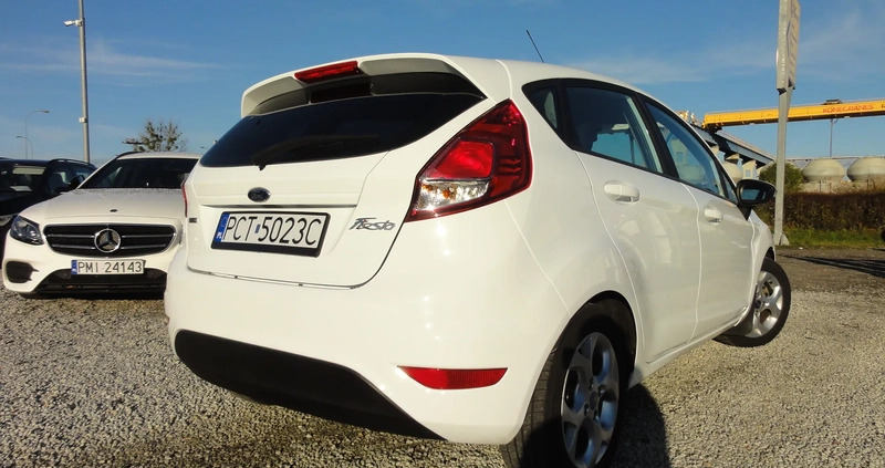 Ford Fiesta cena 27600 przebieg: 139000, rok produkcji 2013 z Jasło małe 211